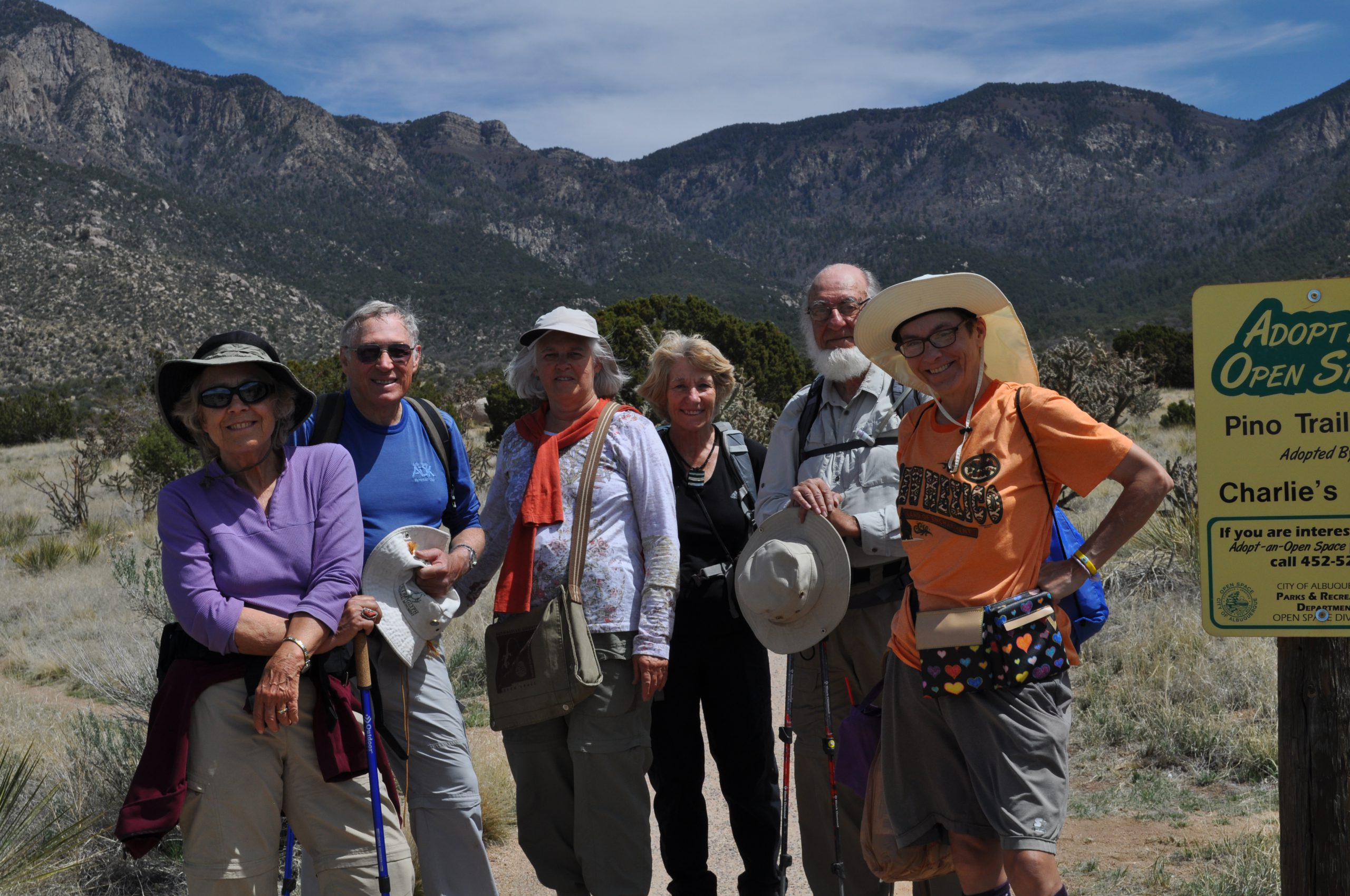 The hikers left to right - Sandra Schroeder, Tom Dorr, Kathleen Rhoad, Odile and Jim de la Beaujardiere and Heather Gram